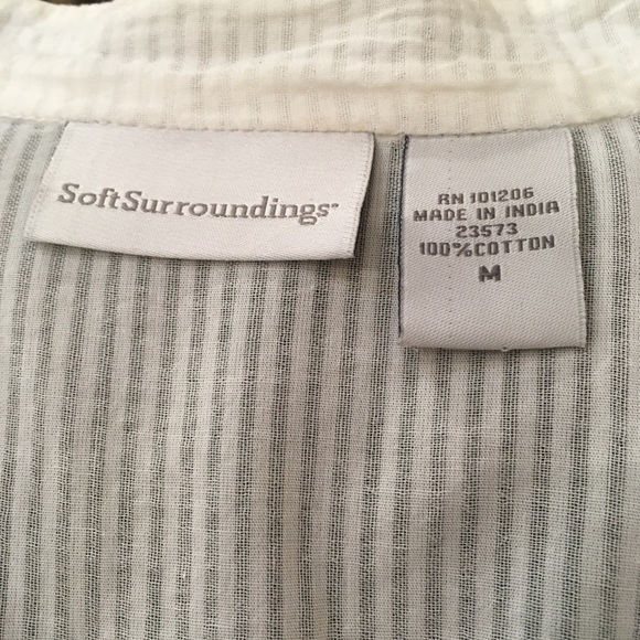 🌲SOFT SURROUNDINGS Embroidered Tunic🌲 - Picture 3 of 6